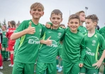 Dzieci trenujące w Warta Poznań